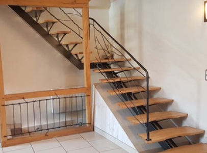 escaliers à Fruncé près de Chartres en Eure-et-Loir 28