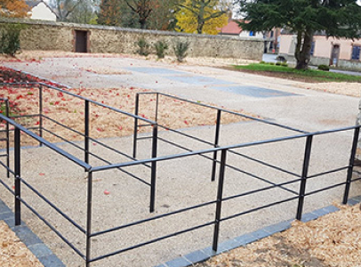 mobilier urbain à Fruncé près de Chartres en Eure-et-Loir 28